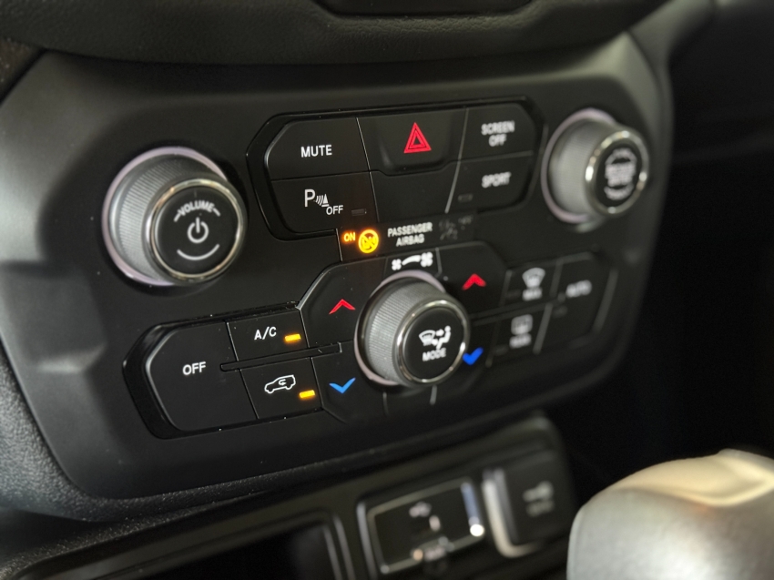 Jeep-RENEGADE-1.8 16V FLEX LIMITED 4P AUTOMÁTICO