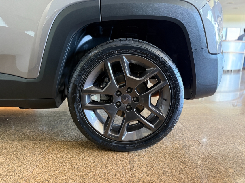 Jeep-RENEGADE-1.8 16V FLEX LIMITED 4P AUTOMÁTICO