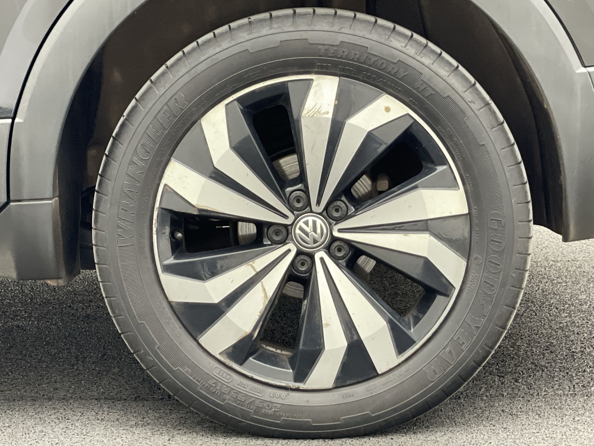 VW - Volkswagen-T-Cross-T-CROSS 1.0 200 TSI TOTAL FLEX AUT.