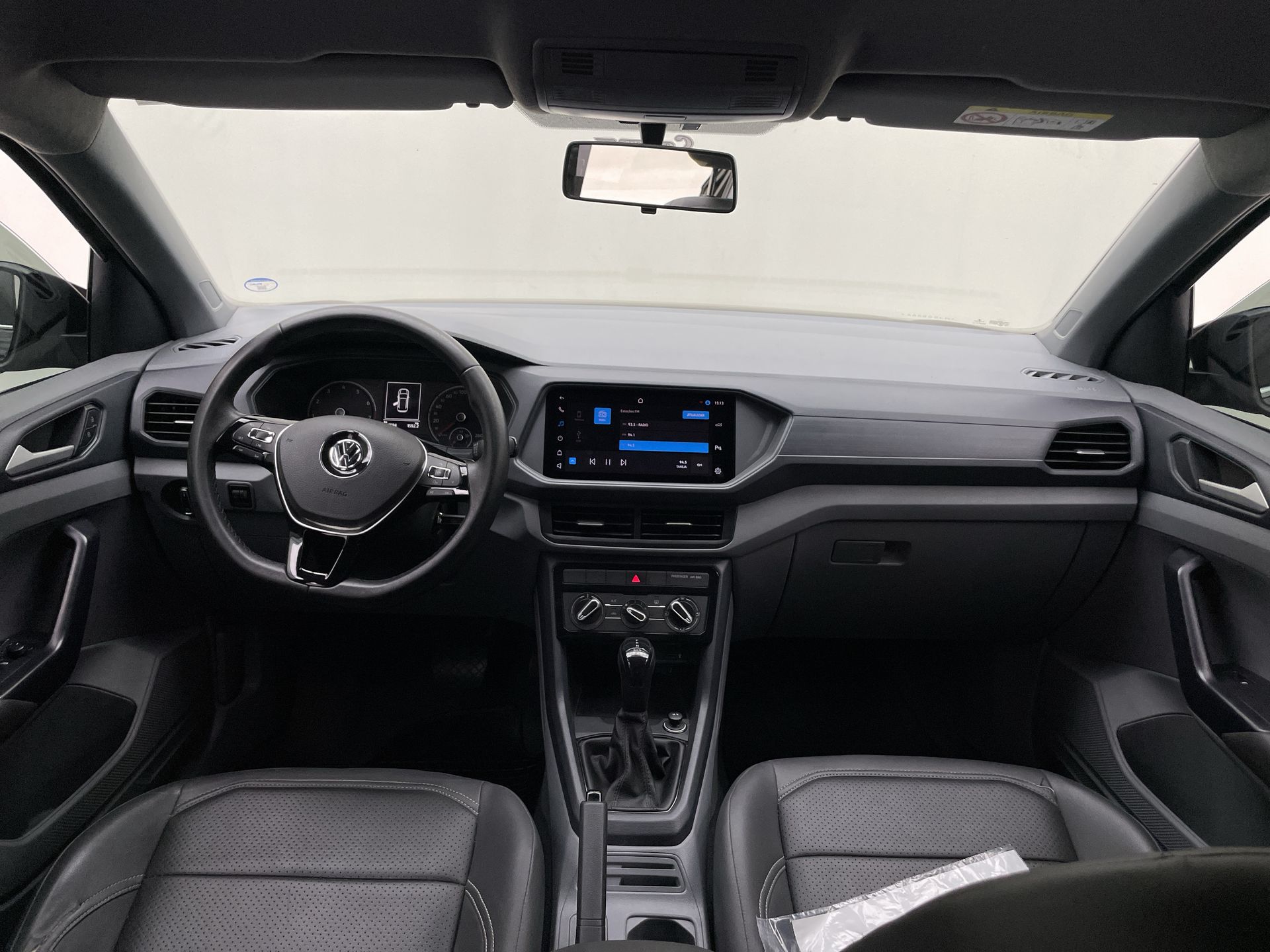 VW - Volkswagen-T-Cross-T-CROSS 1.0 200 TSI TOTAL FLEX AUT.