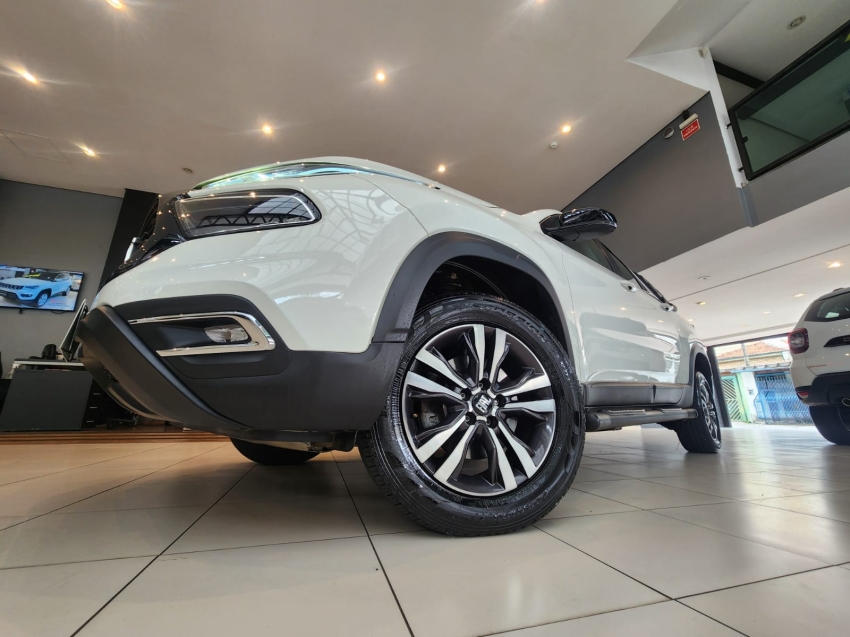 Fiat-TORO-1.3 TURBO 270 FLEX FREEDOM AT6