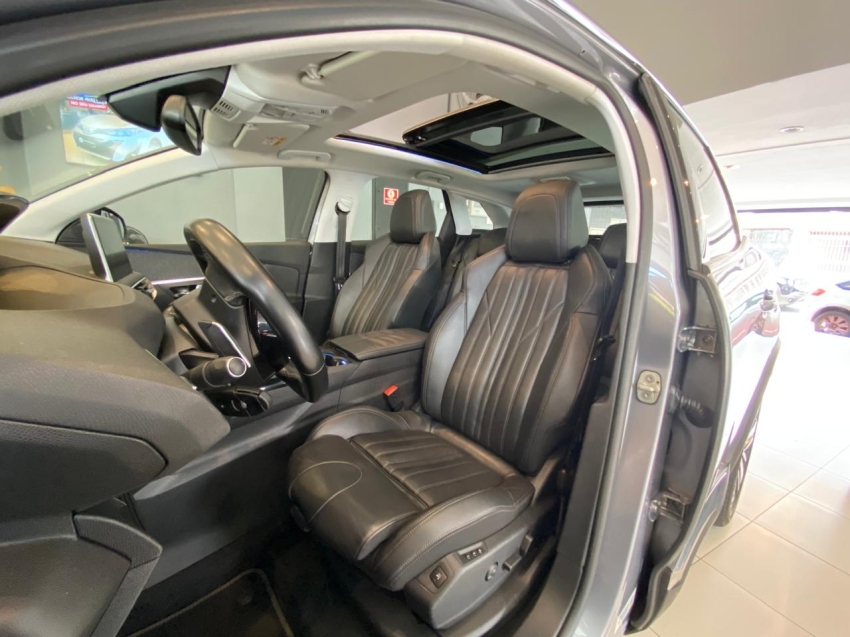 Peugeot-3008-1.6 GRIFFE PACK THP 16V GASOLINA 4P AUTOMÁTICO