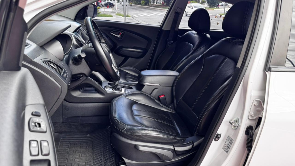 Hyundai-IX35-2.0 MPFI GL 16V FLEX 4P AUTOMÁTICO