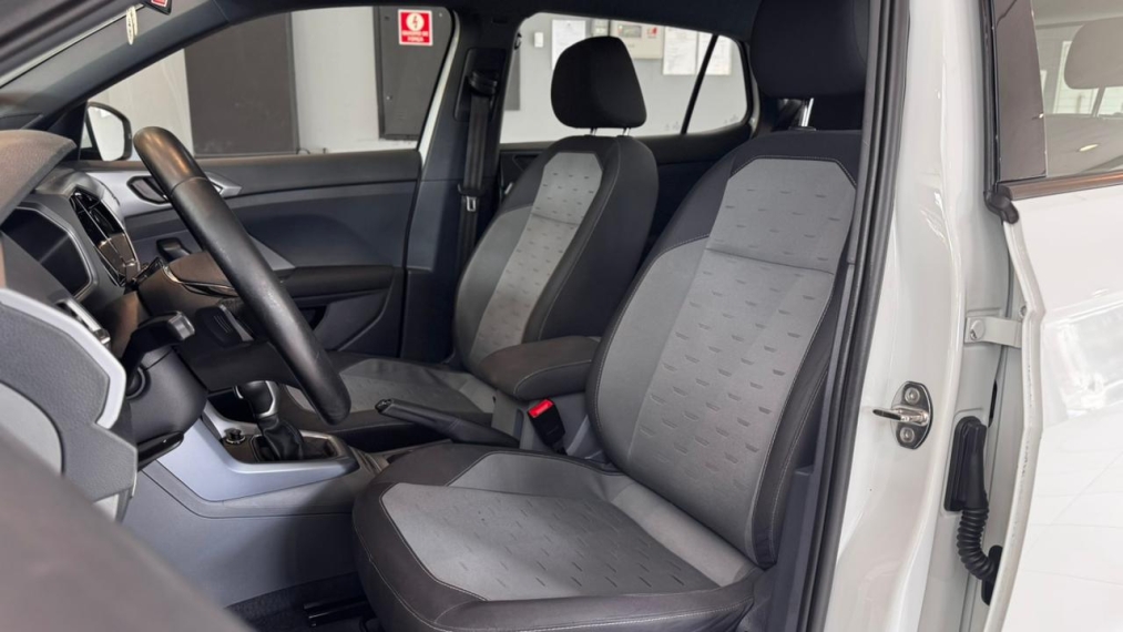 VW - Volkswagen-T-CROSS-1.0 200 TSI TOTAL FLEX COMFORTLINE AUTOMÁTICO