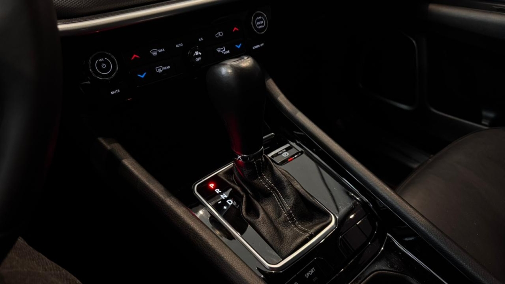 Jeep-COMPASS-1.3 T270 TURBO FLEX LONGITUDE AT6