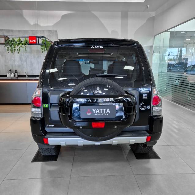 Mitsubishi-PAJERO FULL-3.8 4X4 V6 24V GASOLINA 2P AUTOMÁTICO
