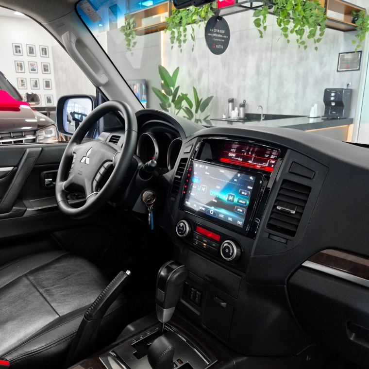 Mitsubishi-PAJERO FULL-3.8 4X4 V6 24V GASOLINA 2P AUTOMÁTICO