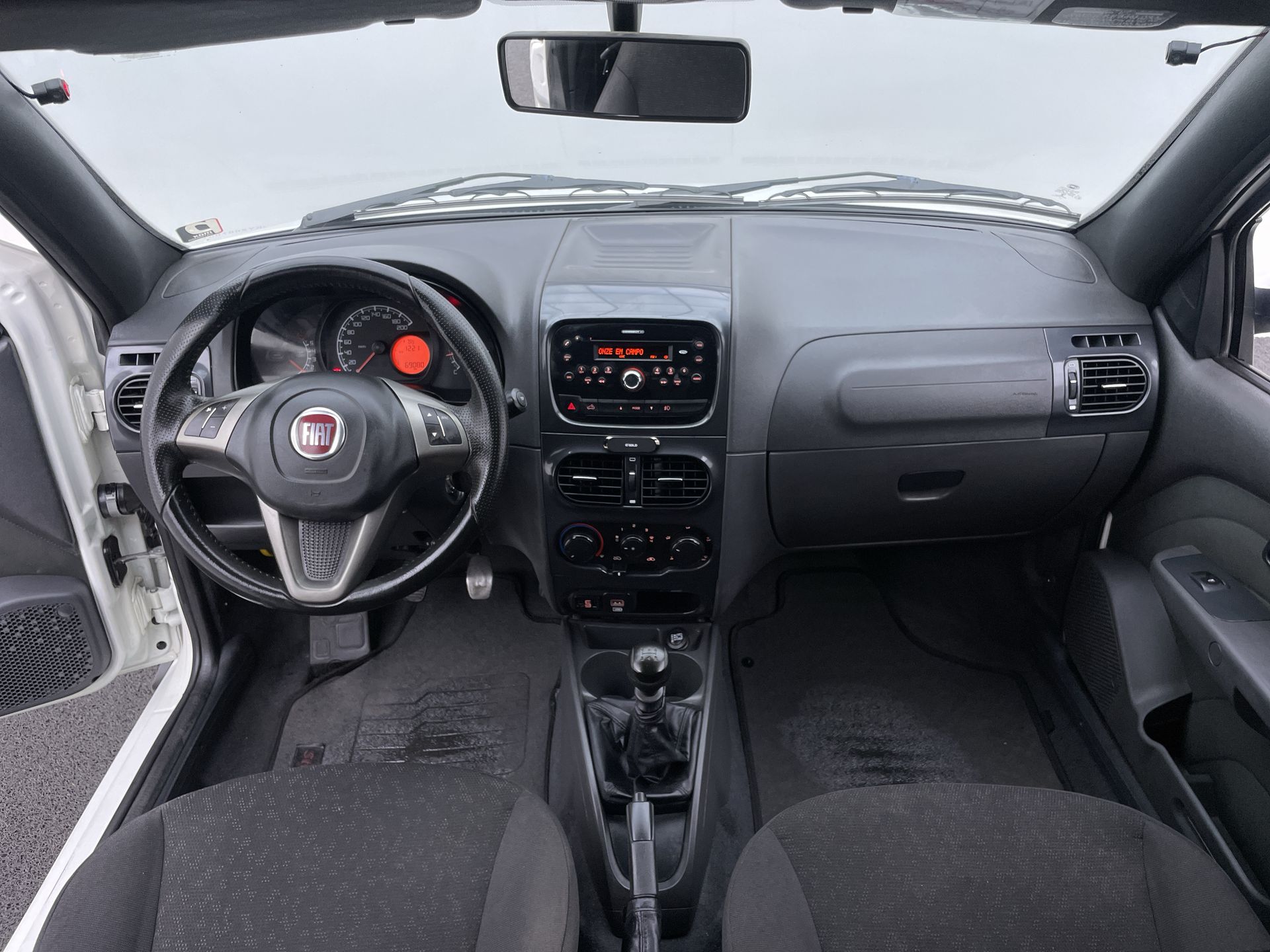 Strada Freedom 1.4 Flex 8V CD