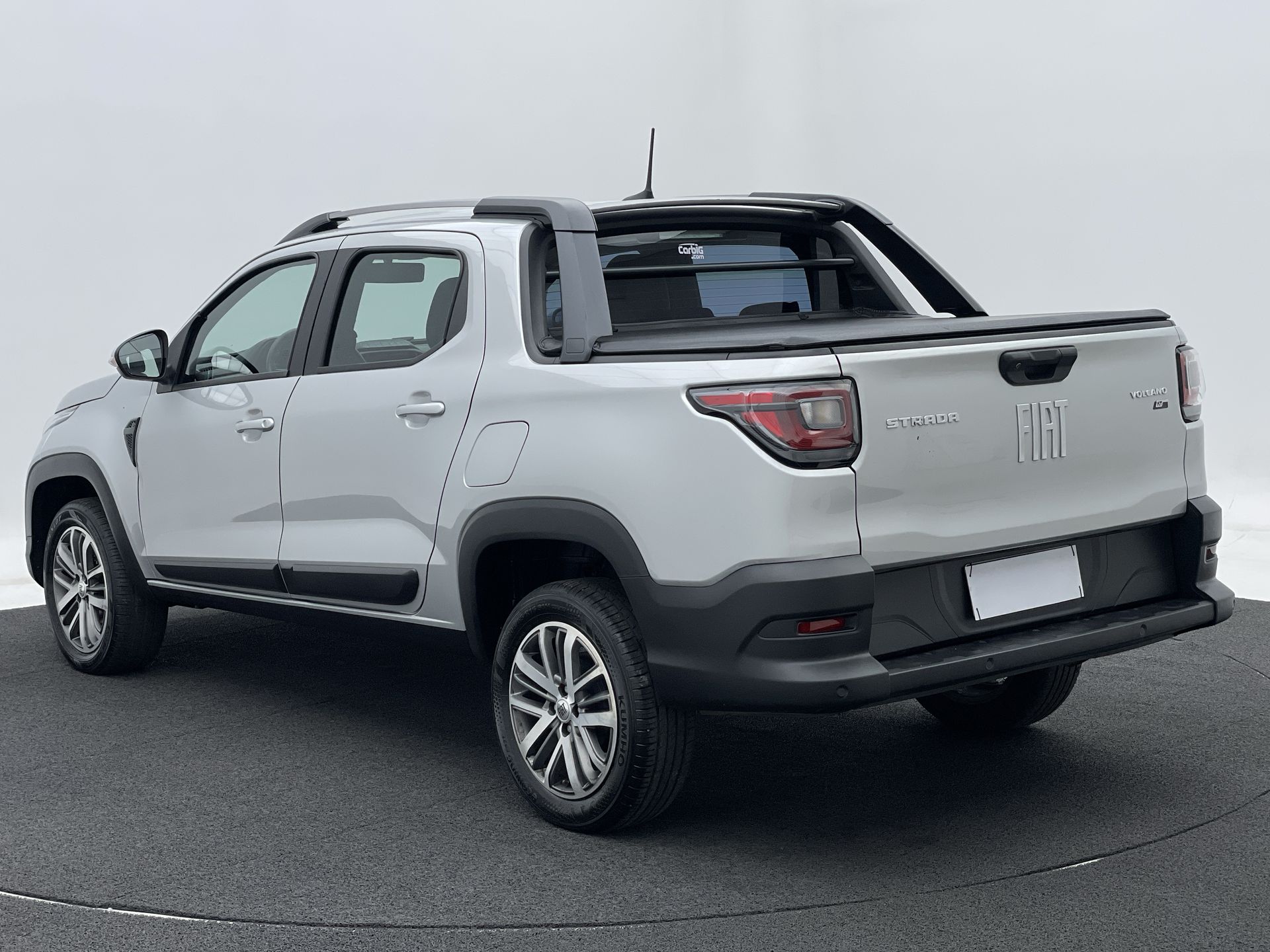 Strada Volcano 1.3 Flex 8V CD Aut.