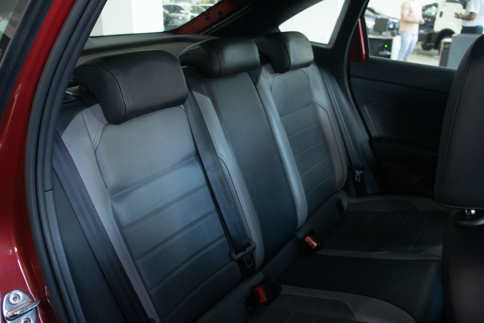 VW - Volkswagen-Nivus-Nivus Highline 1.0 200 TSI Flex Aut.