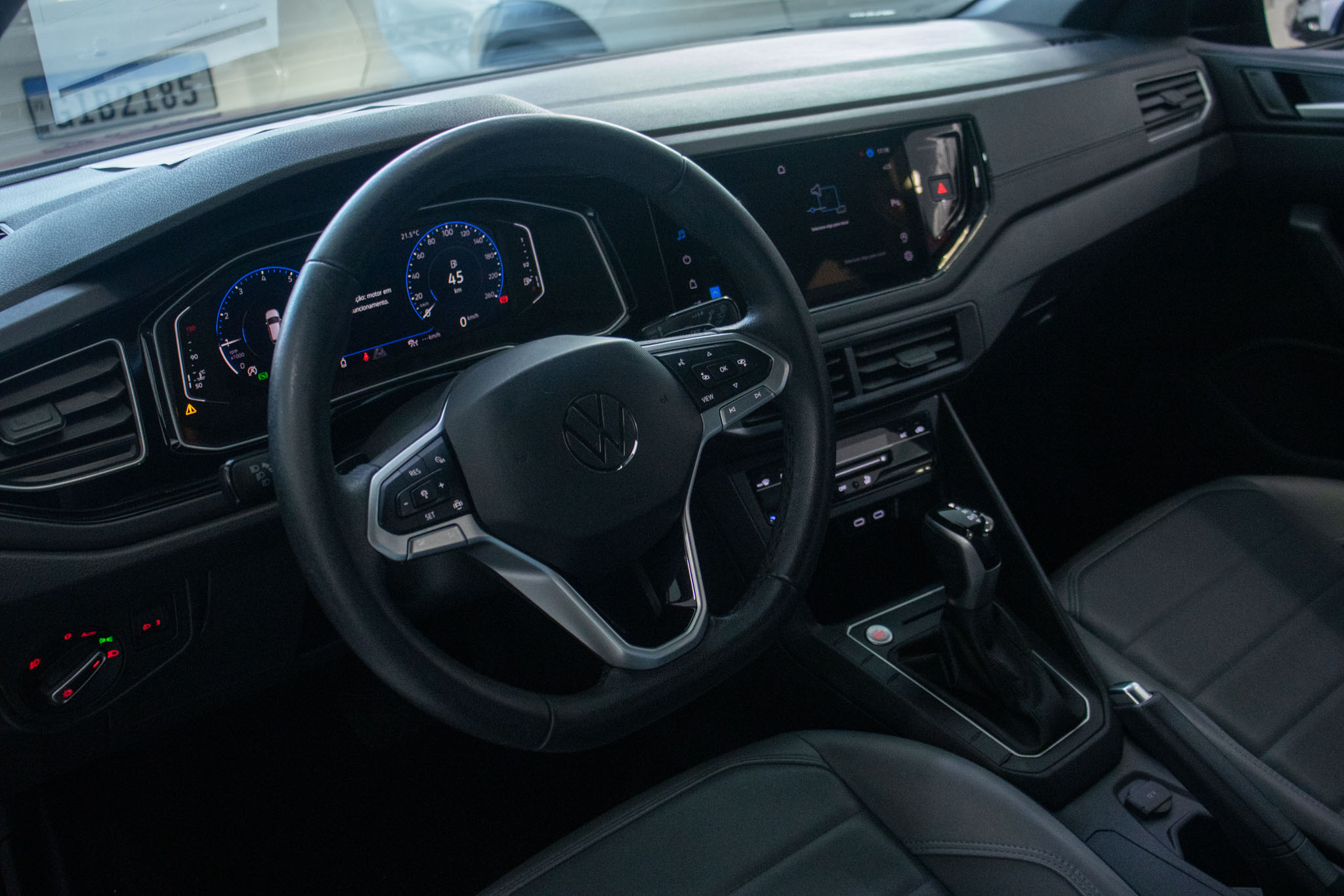 VW - Volkswagen-Nivus-Nivus Highline 1.0 200 TSI Flex Aut.