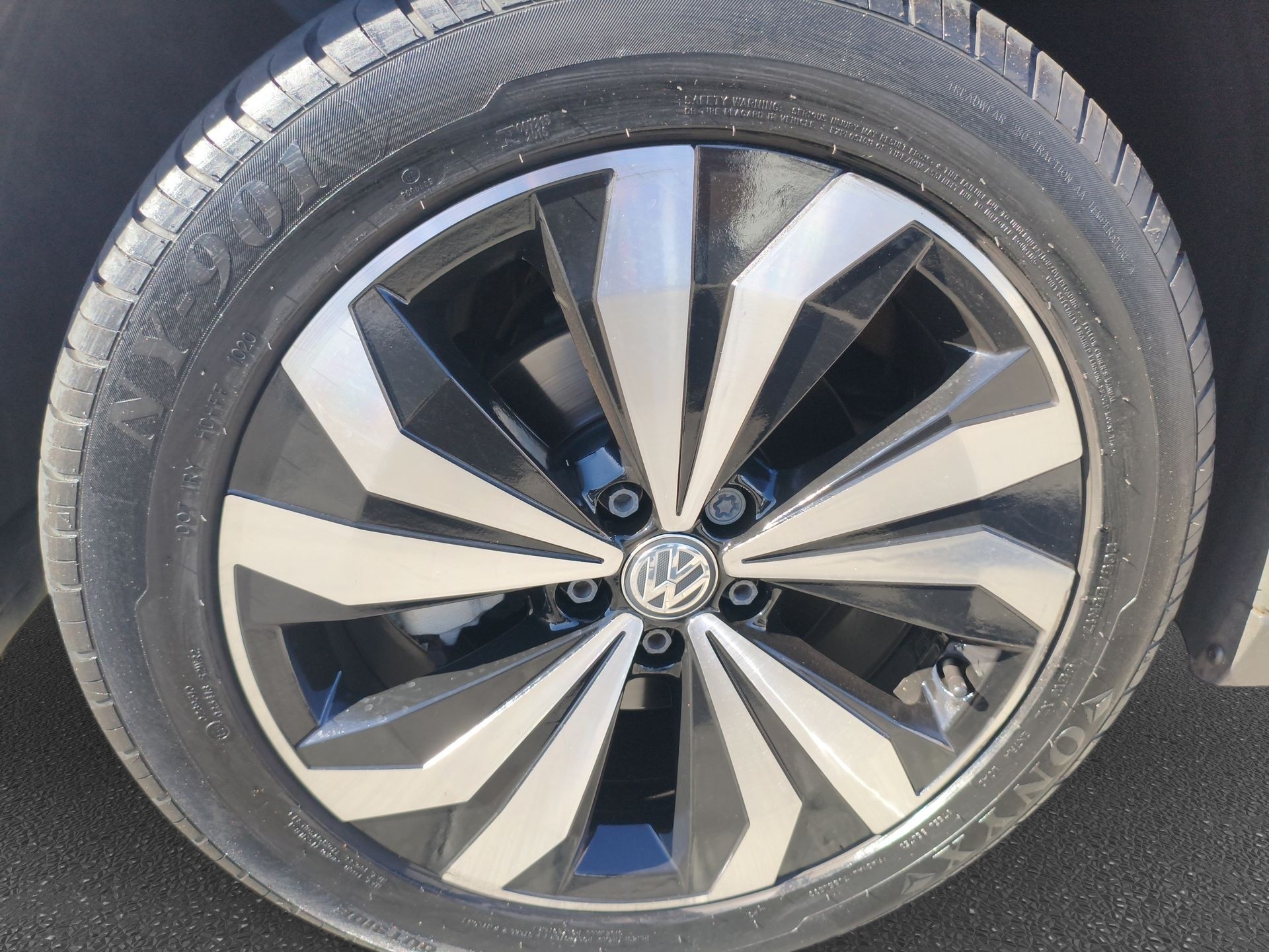 VW - Volkswagen-T-Cross-T-Cross Highline 1.4 TSI Flex 16V 5p Aut