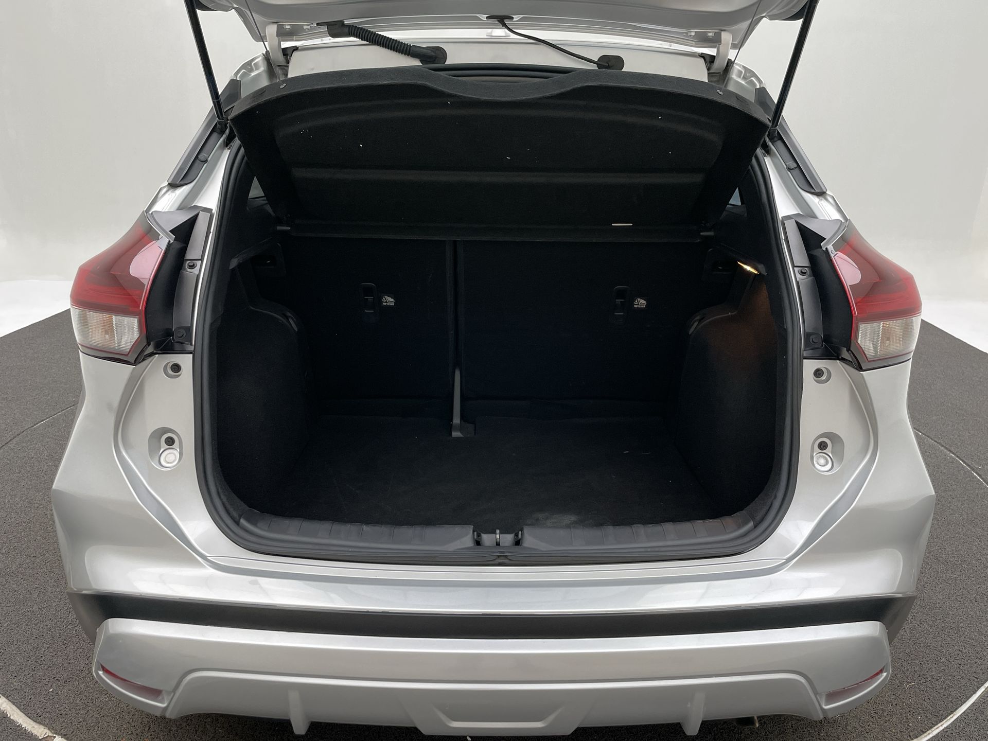 KICKS Sense 1.6 16V Flex Aut.