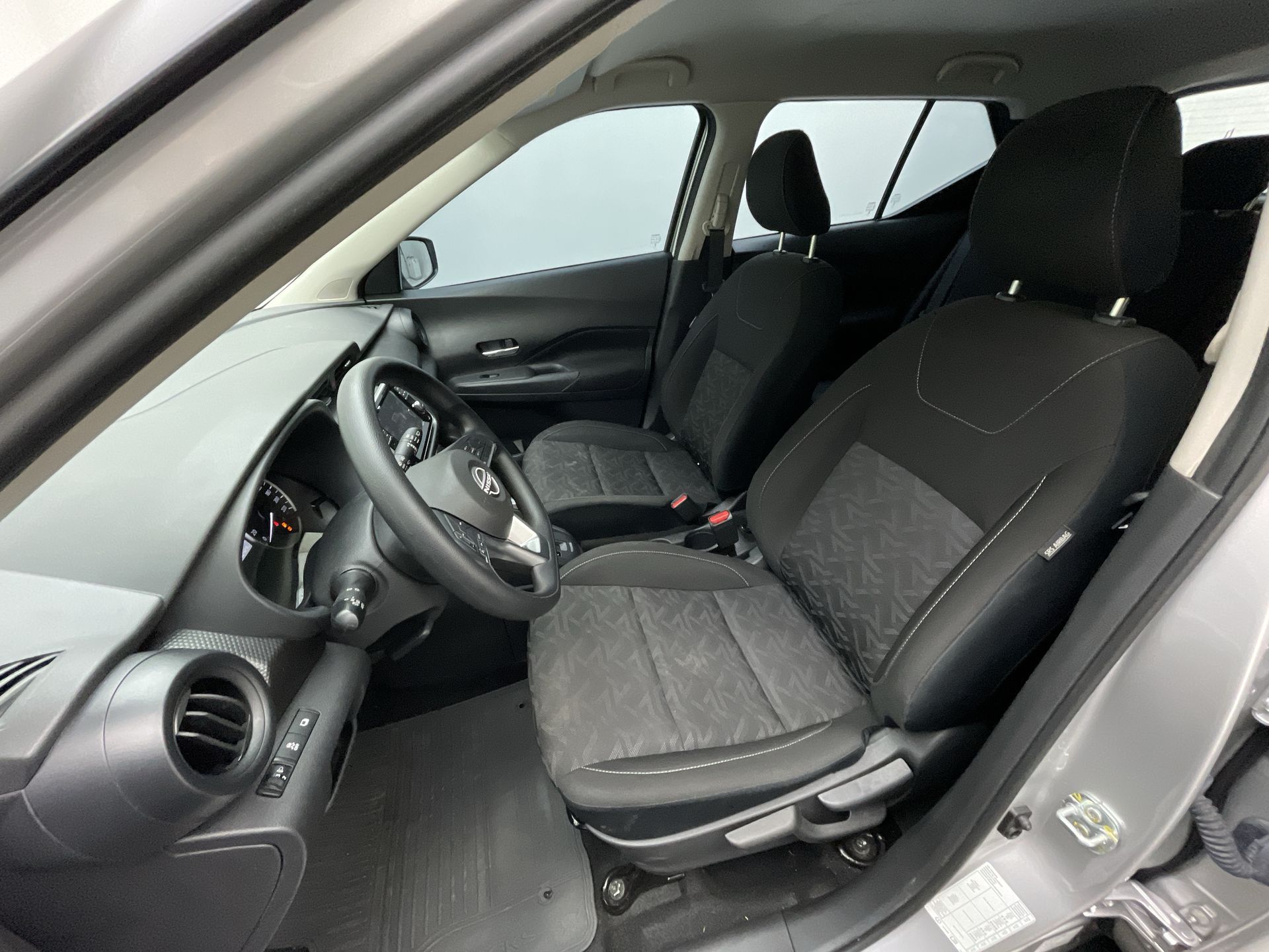 KICKS Sense 1.6 16V Flex Aut.