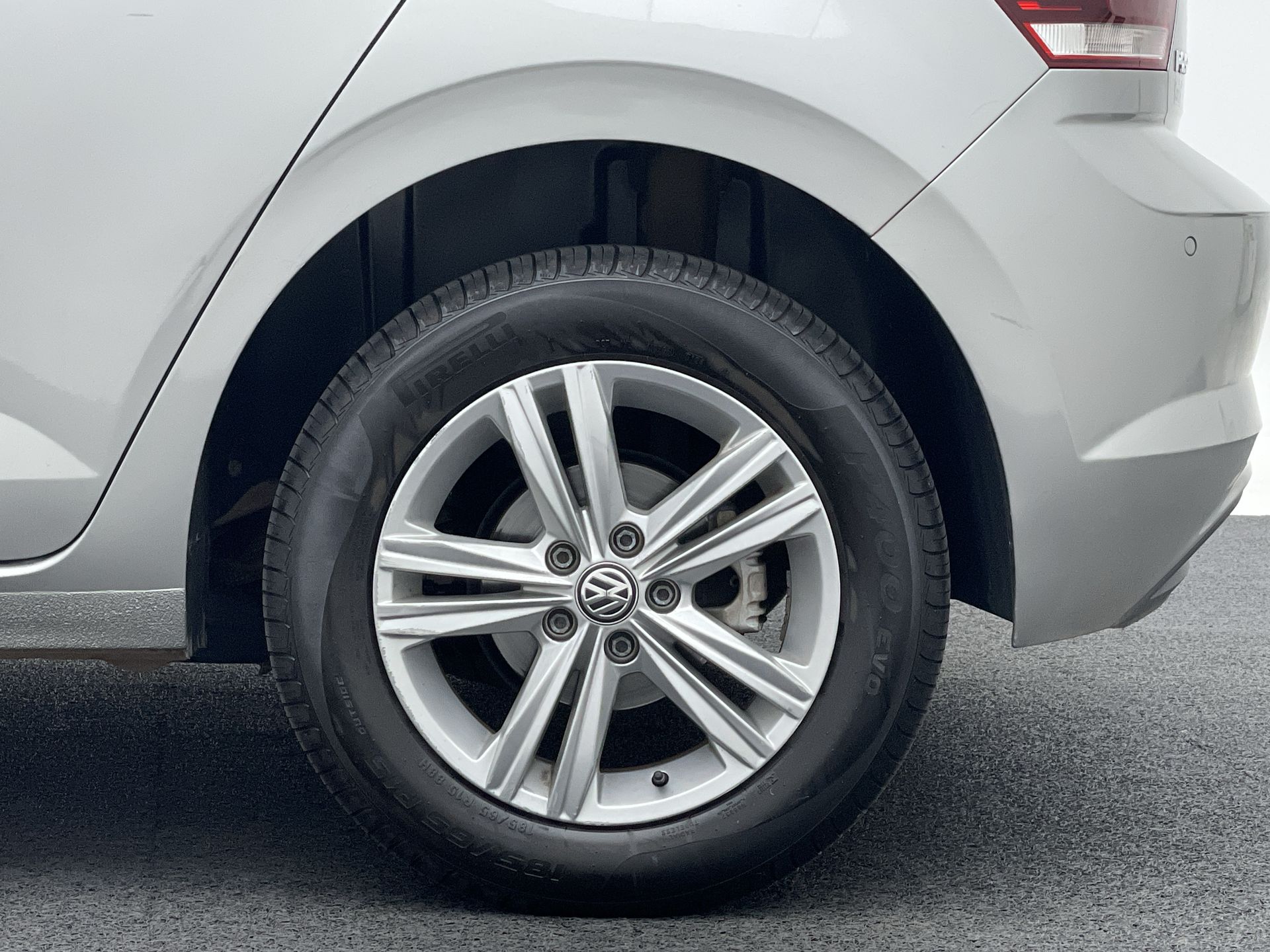 VW - Volkswagen-Polo-Polo Comfort. 200 TSI 1.0 Flex 12V Aut.