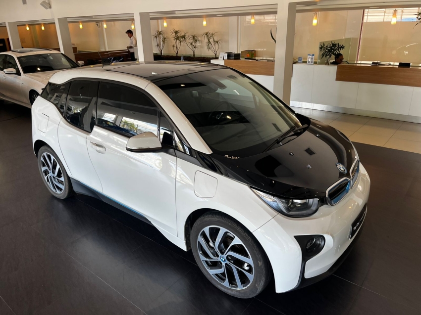 BMW-i3-REX 8V ELÉTRICO 4P AUTOMÁTICO