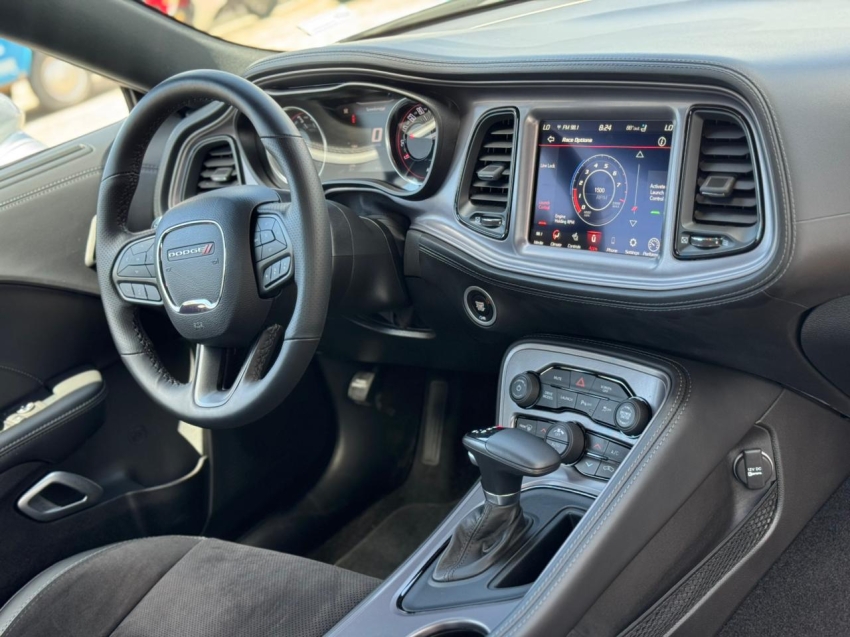 Dodge-CHALLENGER-6.4 V8 HEMI GASOLINA R/T SCAT PACK TORQUEFLITE