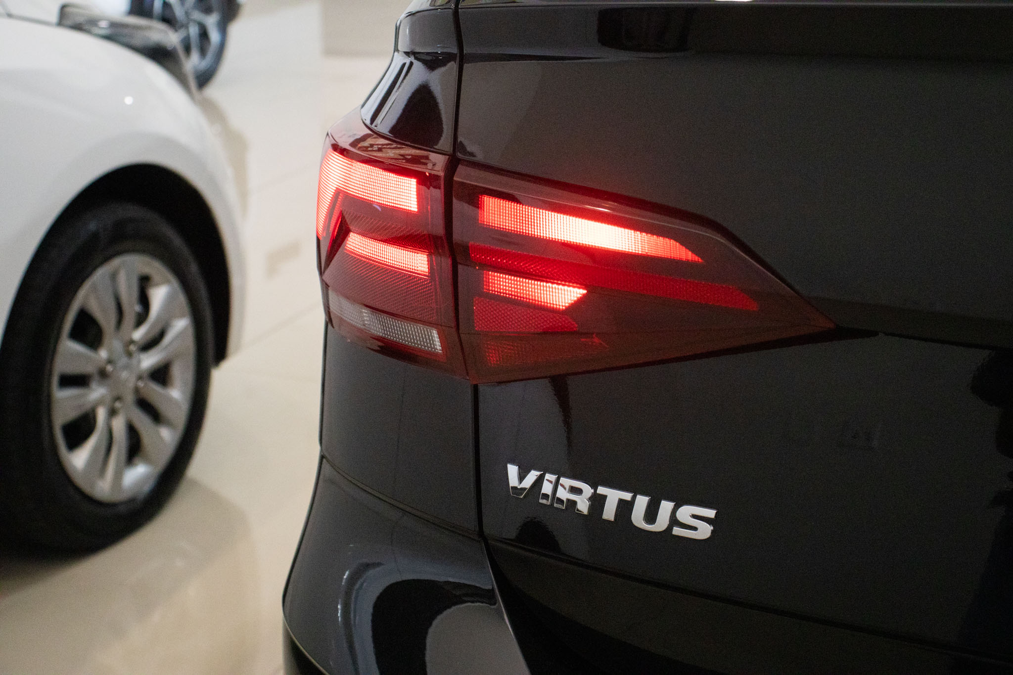 VW - Volkswagen-VIRTUS-VIRTUS Sense 1.6 Flex 16V 5p Aut.