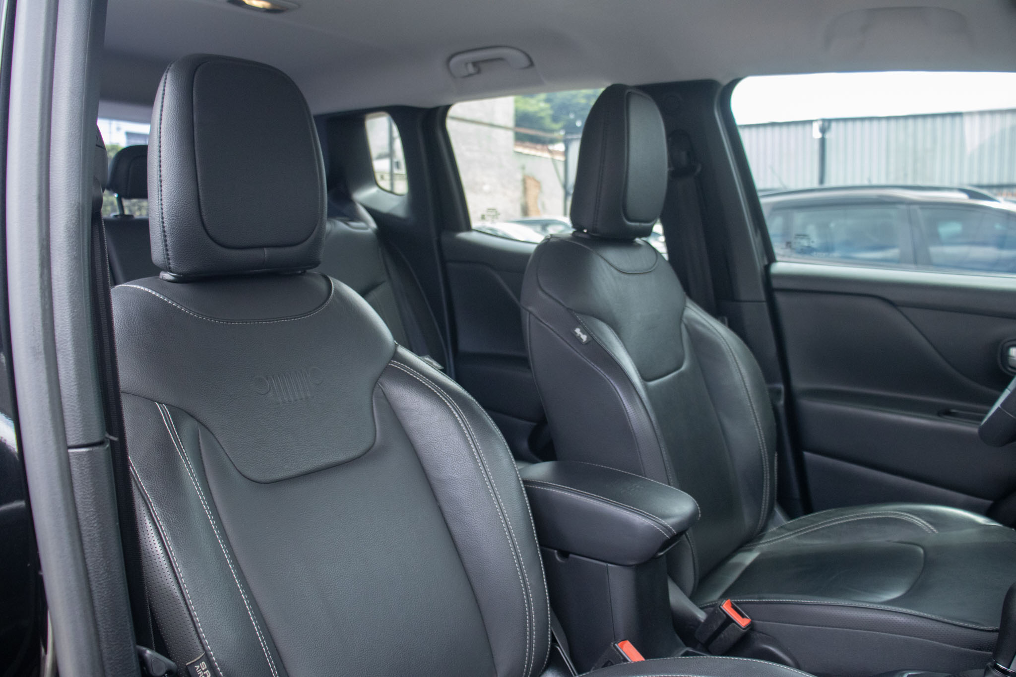 Jeep-RENEGADE-Renegade Sport T270 1.3 TB 4x2 Flex Aut.