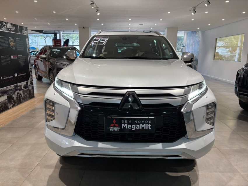 Mitsubishi-PAJERO SPORT-2.4 16V MIVEC TURBO DIESEL HPE-S AWD AUTOMÁTICO
