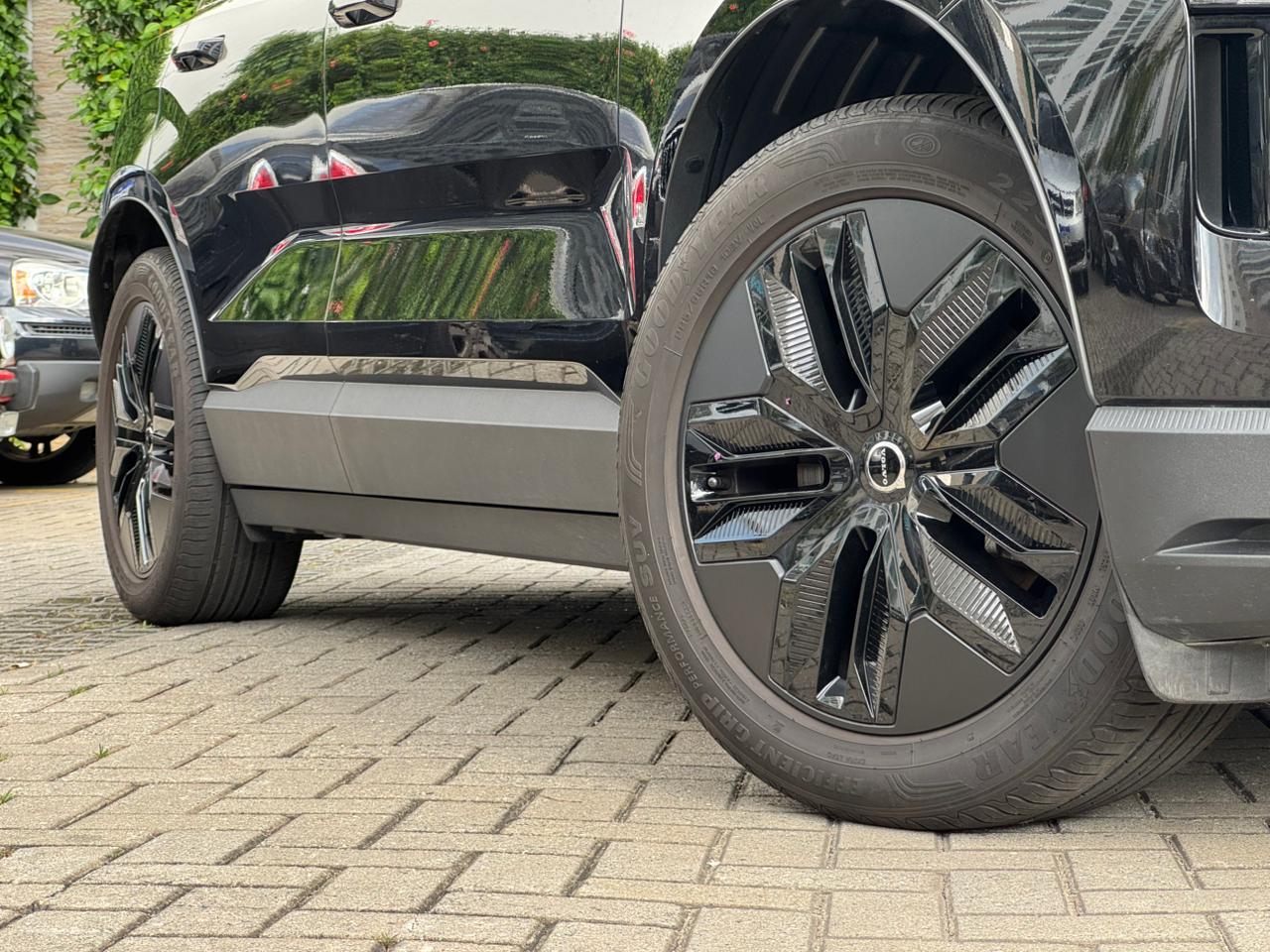 Volvo-EX30-EX30 E60 Core (Elétrico)