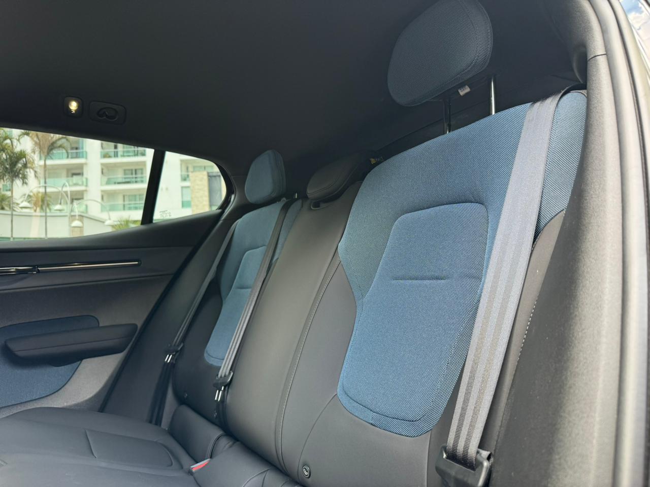 Volvo-EX30-EX30 E60 Core (Elétrico)