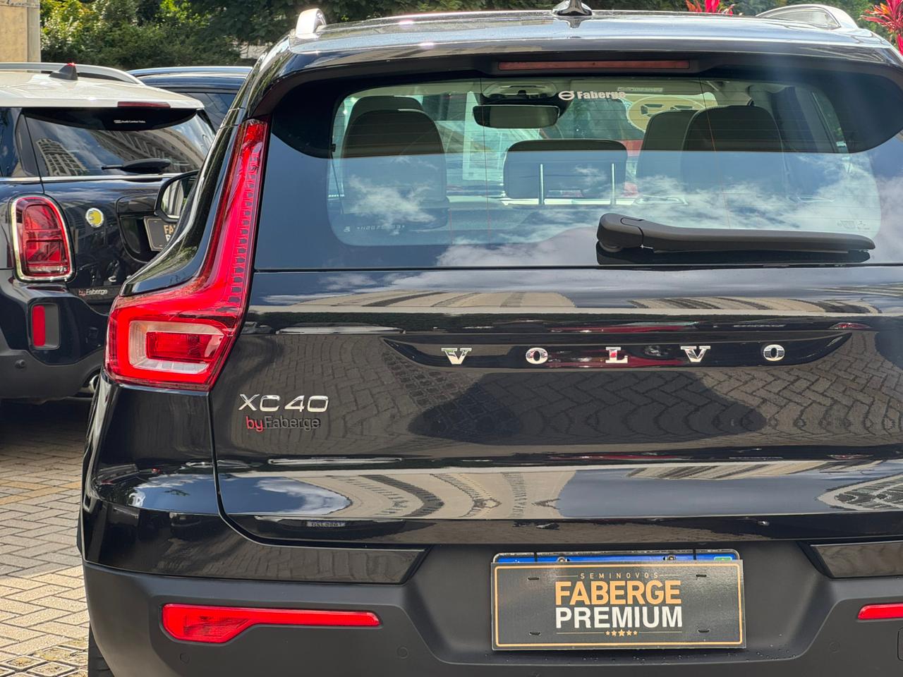 Volvo-XC 40-XC 40 T-5 INSCRIPTION 1.5 FWD (Híbrido)