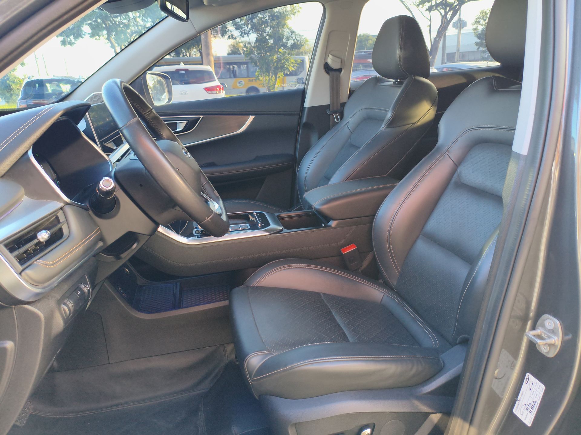 Tiggo 8 TXS 1.6 16V TGDi Aut.