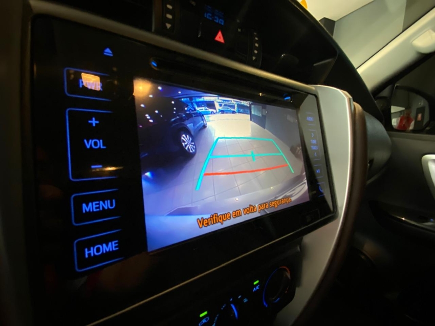 Toyota-HILUX SW4-2.7 SR 4X2 16V FLEX 4P AUTOMÁTICO