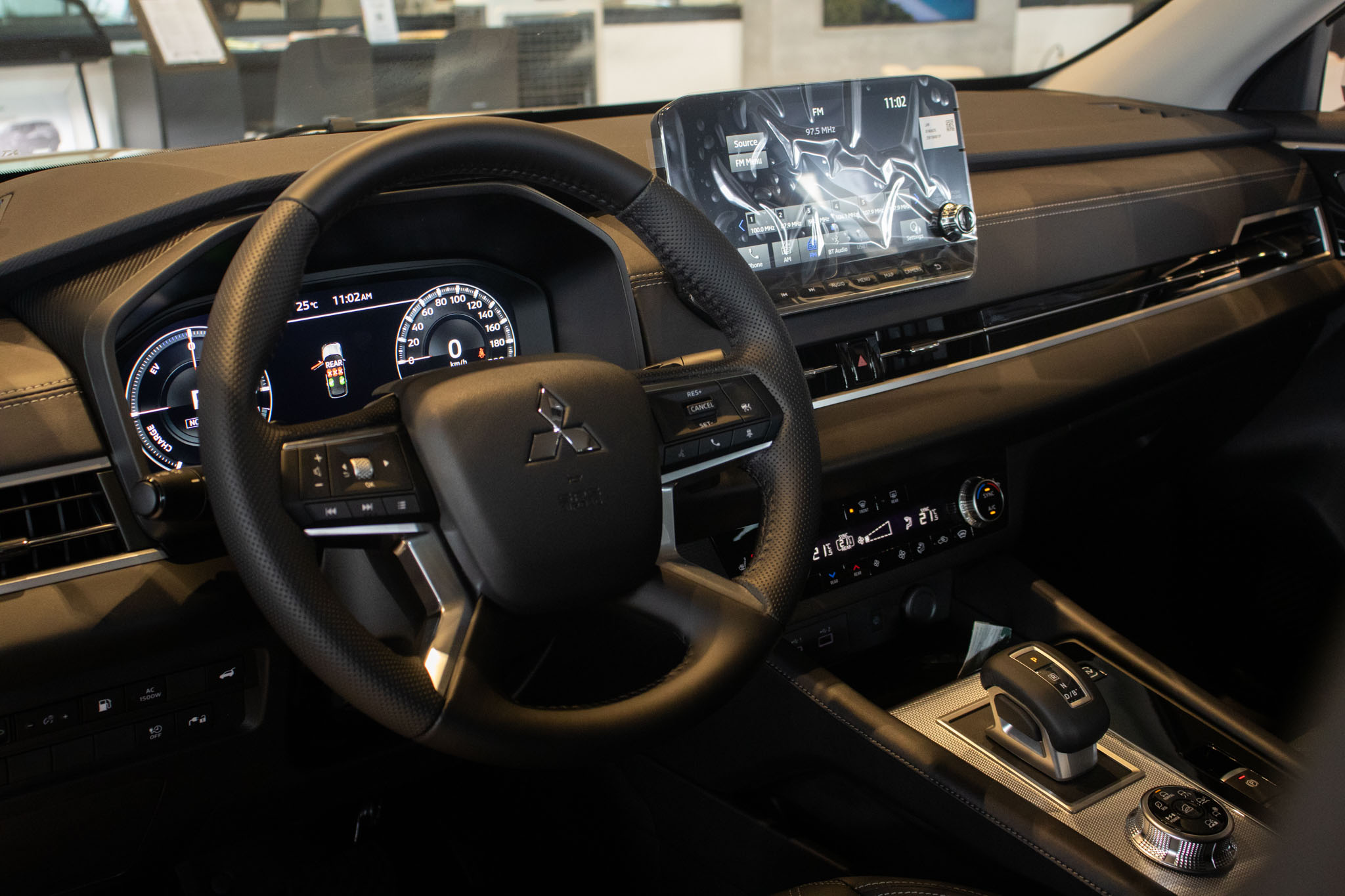 Mitsubishi-OUTLANDER-OUTLANDER HPE-S 2.4 4x4 Aut (Híbrido)