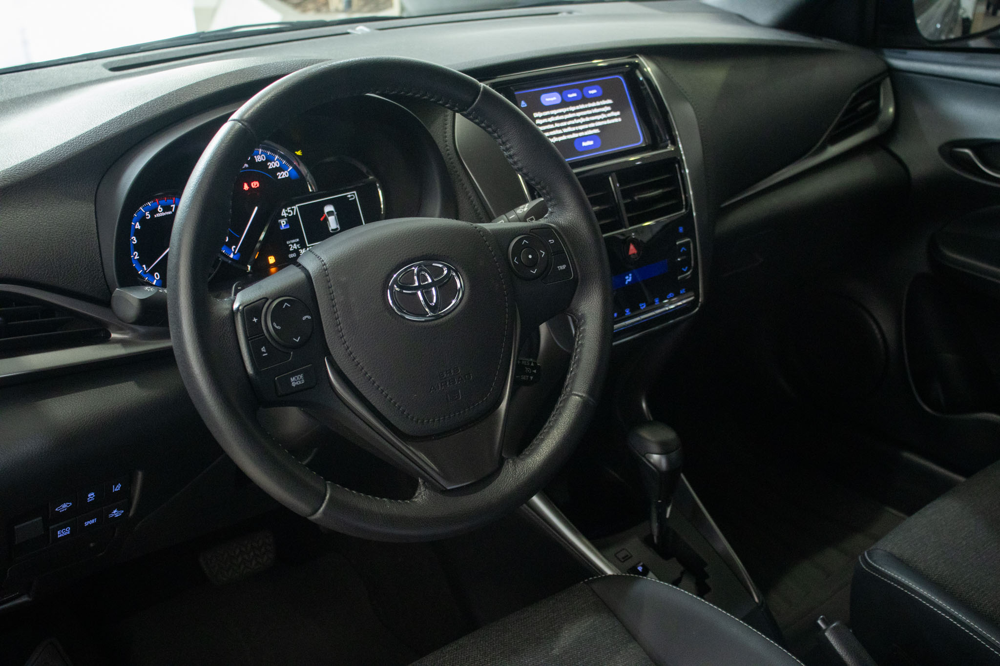 Toyota-YARIS-YARIS XS 1.5 Flex 16V 5p Aut.