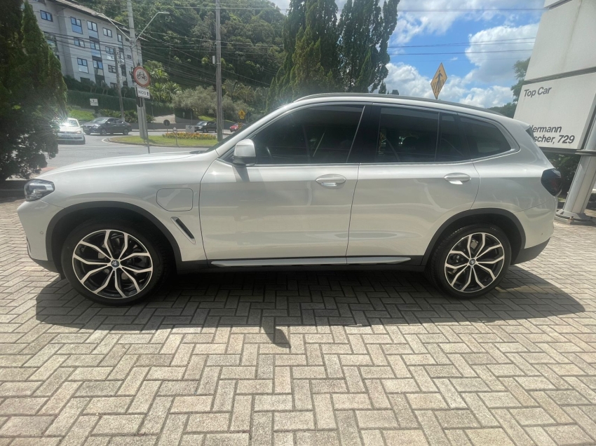 BMW-X3-2.0 16V HÍBRIDO X LINE XDRIVE30E STEPTRONIC