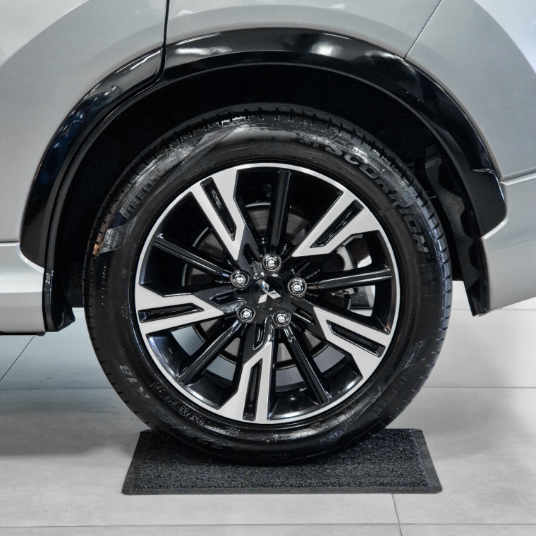 Mitsubishi-ECLIPSE CROSS-1.5 MIVEC TURBO GASOLINA HPE-S S-AWC CVT