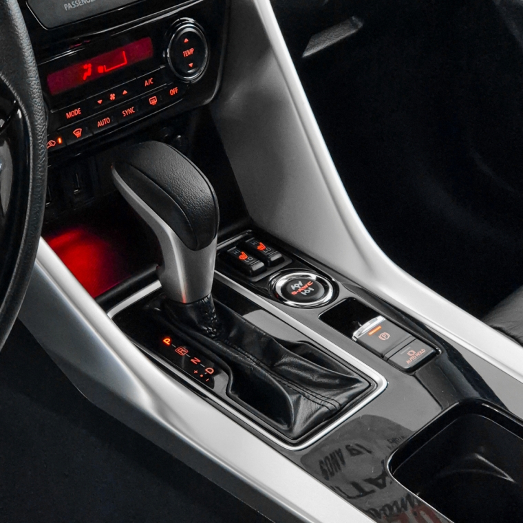 Mitsubishi-ECLIPSE CROSS-1.5 MIVEC TURBO GASOLINA HPE-S S-AWC CVT