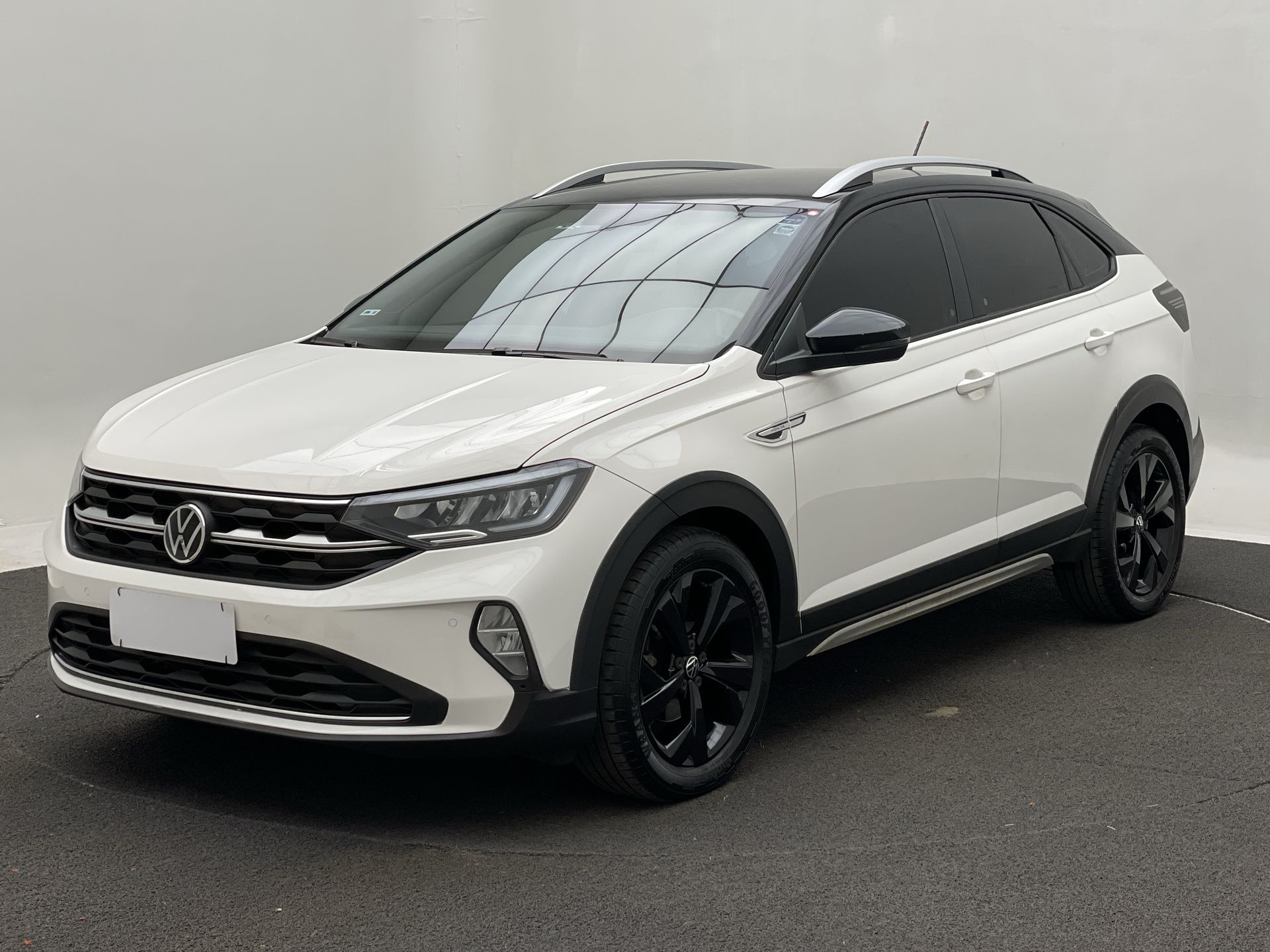 Nivus Highline 1.0 200 TSI Flex Aut.