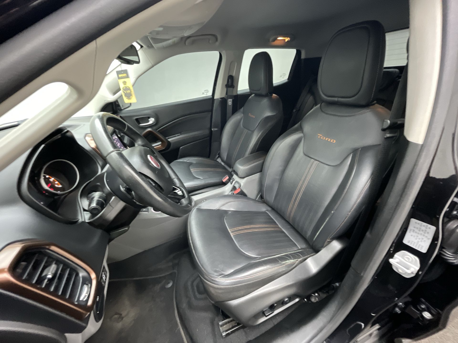 Toro Volcano 2.0 16V 4x4 TB Diesel Aut.