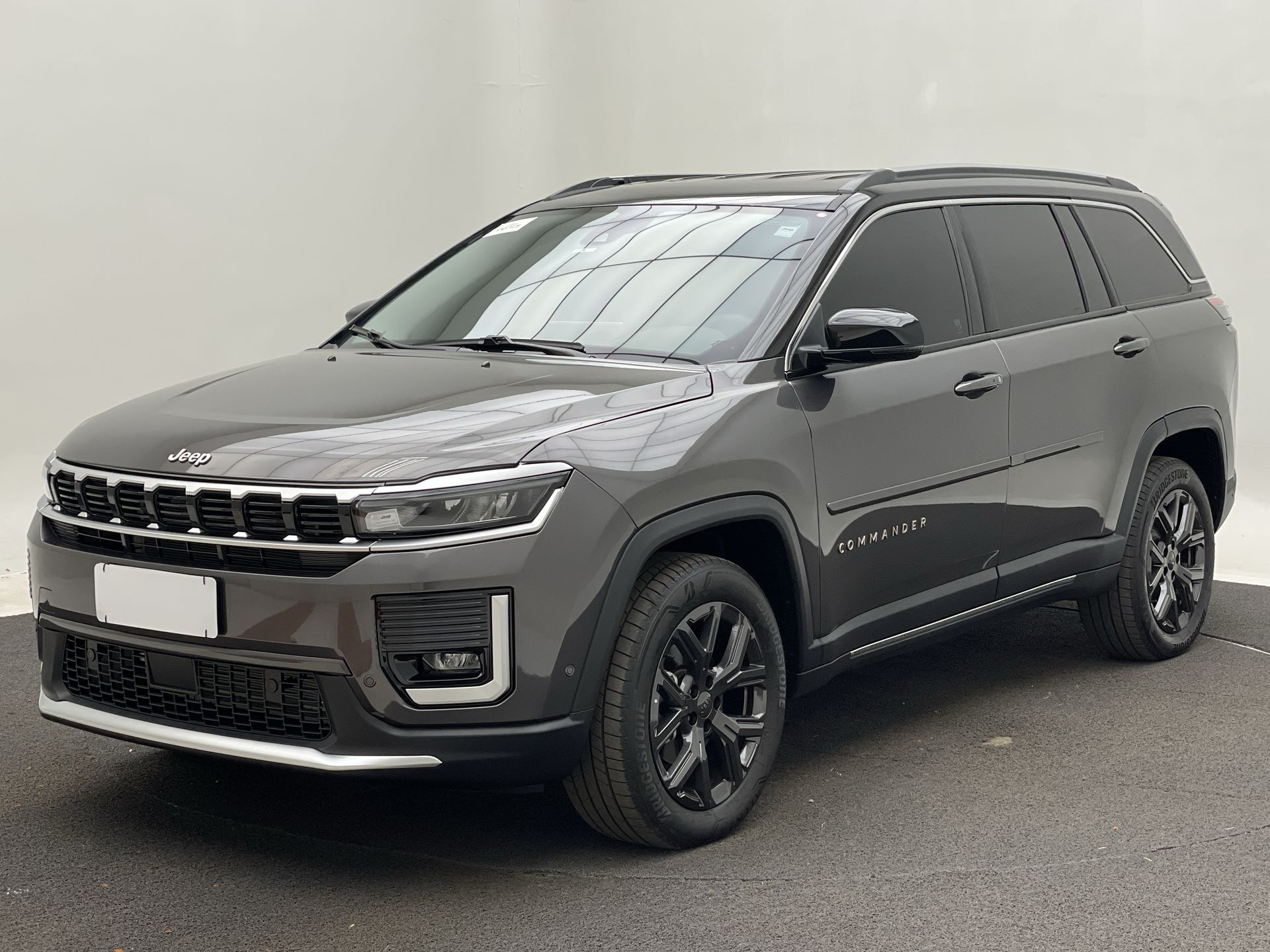 Commander Longitude T270 1.3 TB Flex Aut