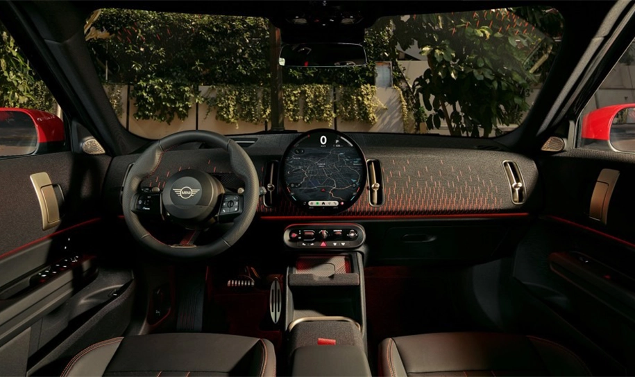 O PRIMEIRO MINI JOHN COOPER WORKS TOTALMENTE ELÉTRICO.