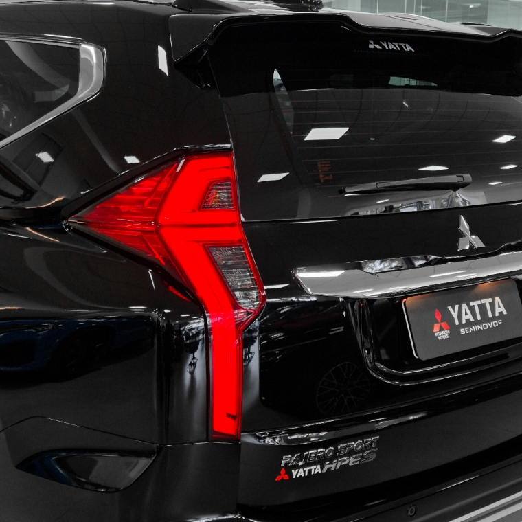 Mitsubishi-PAJERO SPORT-2.4 16V MIVEC TURBO DIESEL HPE-S AWD AUTOMÁTICO