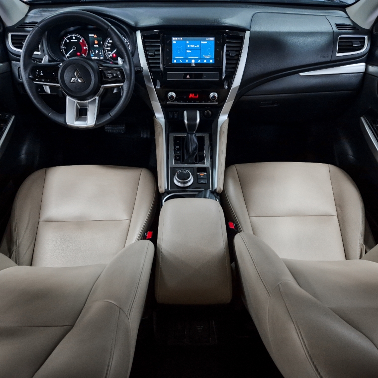 Mitsubishi-PAJERO SPORT-2.4 16V MIVEC TURBO DIESEL HPE-S AWD AUTOMÁTICO