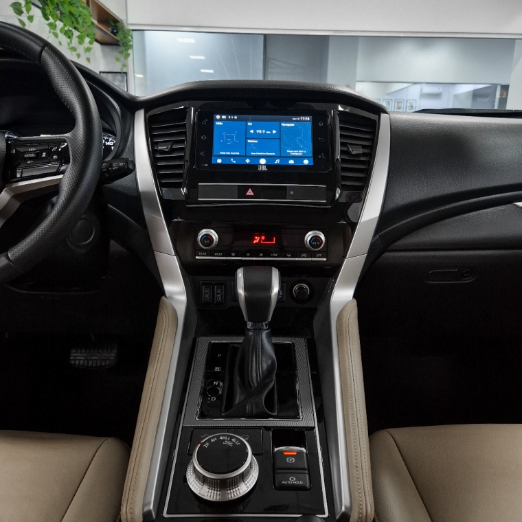 Mitsubishi-PAJERO SPORT-2.4 16V MIVEC TURBO DIESEL HPE-S AWD AUTOMÁTICO