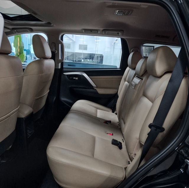 Mitsubishi-PAJERO SPORT-2.4 16V MIVEC TURBO DIESEL HPE-S AWD AUTOMÁTICO