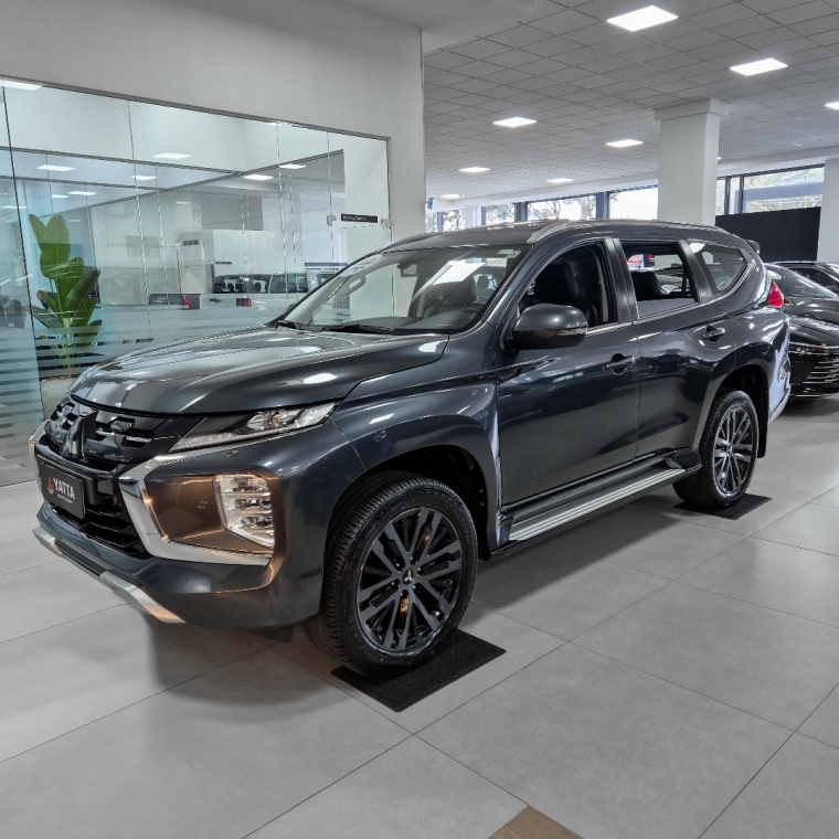 Mitsubishi-PAJERO SPORT-2.4 16V MIVEC TURBO DIESEL LEGEND AWD AUTOMÁTICO