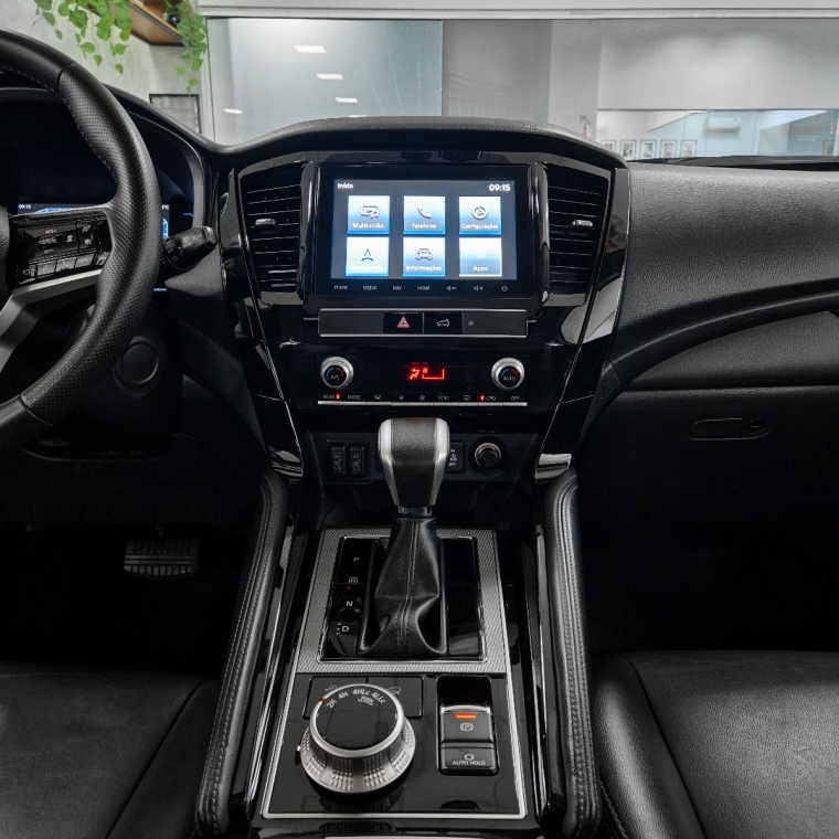 Mitsubishi-PAJERO SPORT-2.4 16V MIVEC TURBO DIESEL LEGEND AWD AUTOMÁTICO