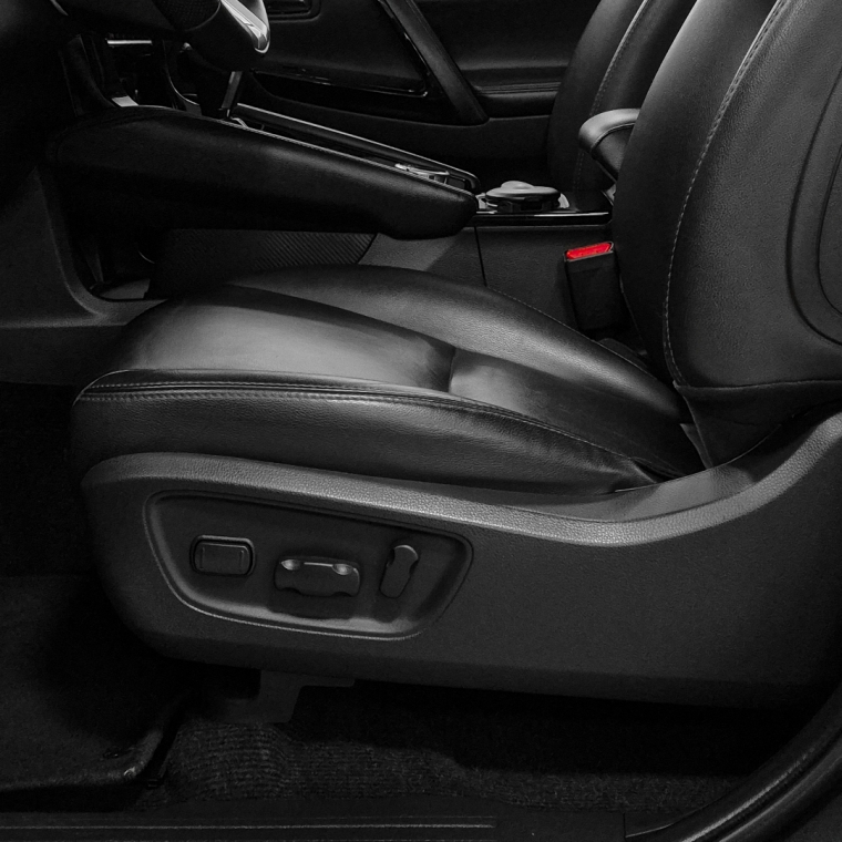 Mitsubishi-PAJERO SPORT-2.4 16V MIVEC TURBO DIESEL LEGEND AWD AUTOMÁTICO