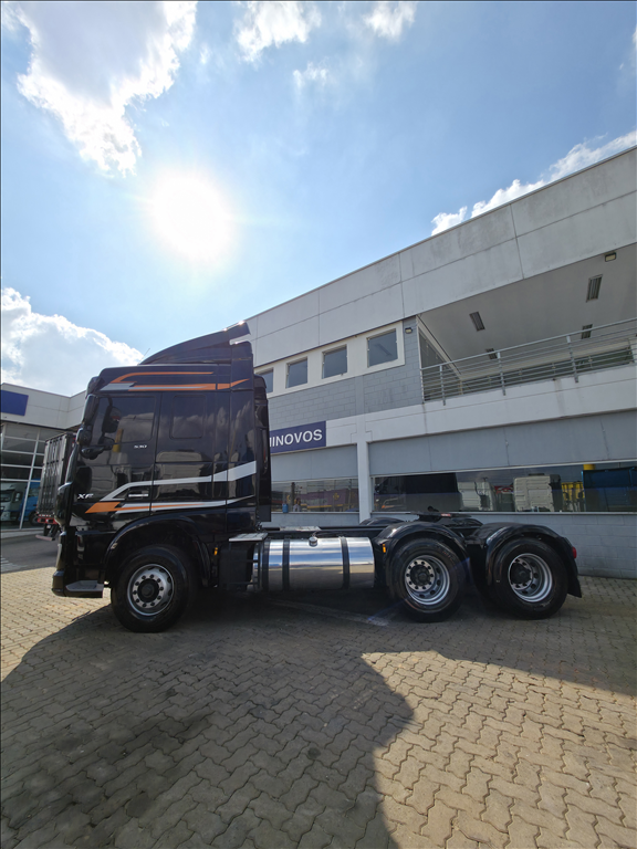 DAF-XF-XF FTT530 6x4 Space Cab (die)(E5)