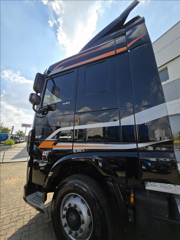 DAF-XF-XF FTT530 6x4 Space Cab (die)(E5)