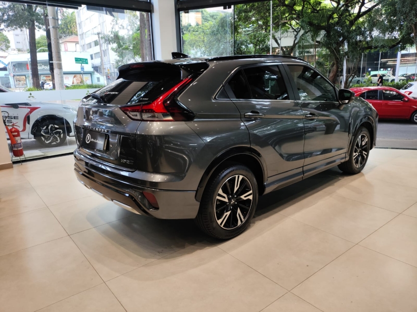 Mitsubishi-ECLIPSE CROSS-1.5 MIVEC TURBO GASOLINA HPE-S S-AWC CVT