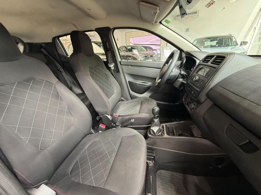 Renault-KWID-1.0 12V SCE FLEX ZEN MANUAL