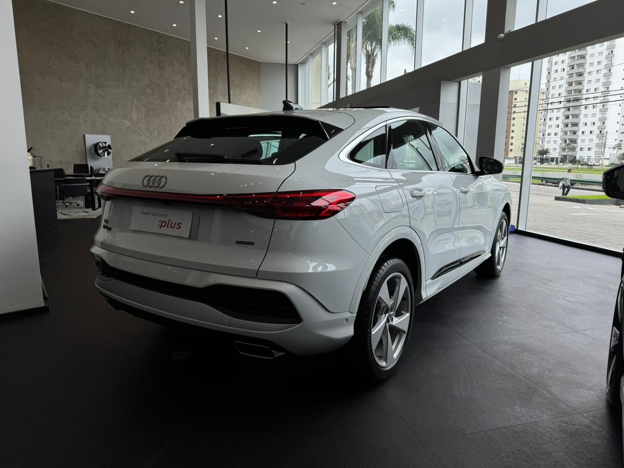 Audi-Q5-Q5 Sportback Advanced 2.0 TFSI Quattro S-tronic